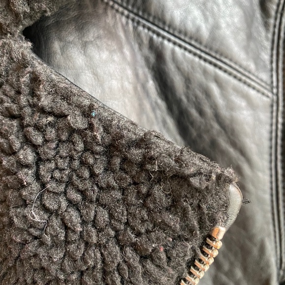 H & M Oversized Biker Jacket With Faux Fur Collar - Picture 7 of 7